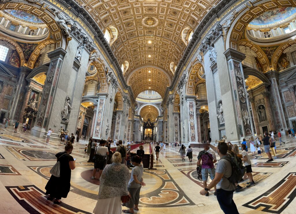 basilica inside panorama