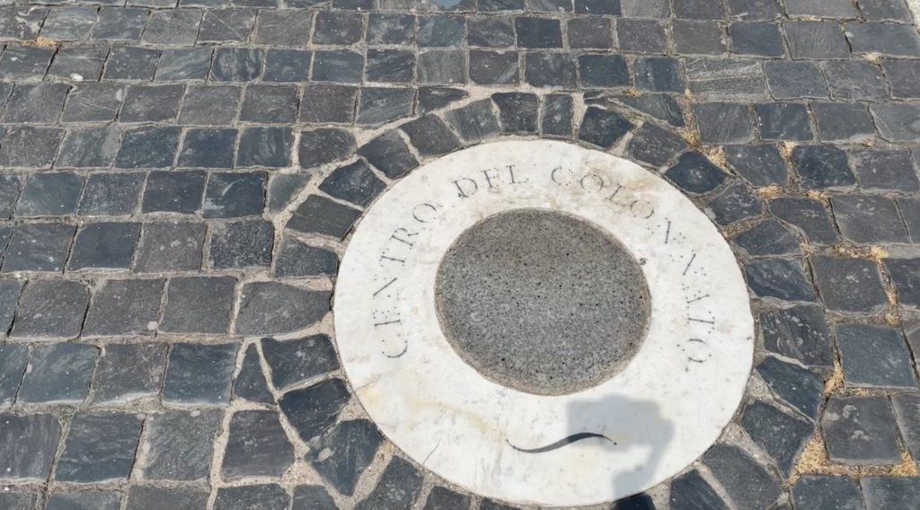 centre of colonnade