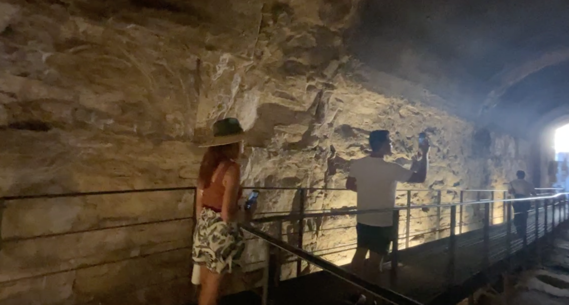 footbridge on the colosseum underground tour