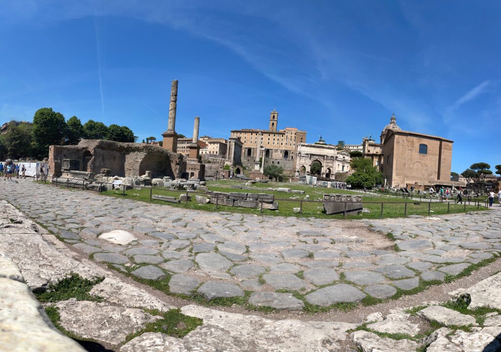 forum piazza panorama